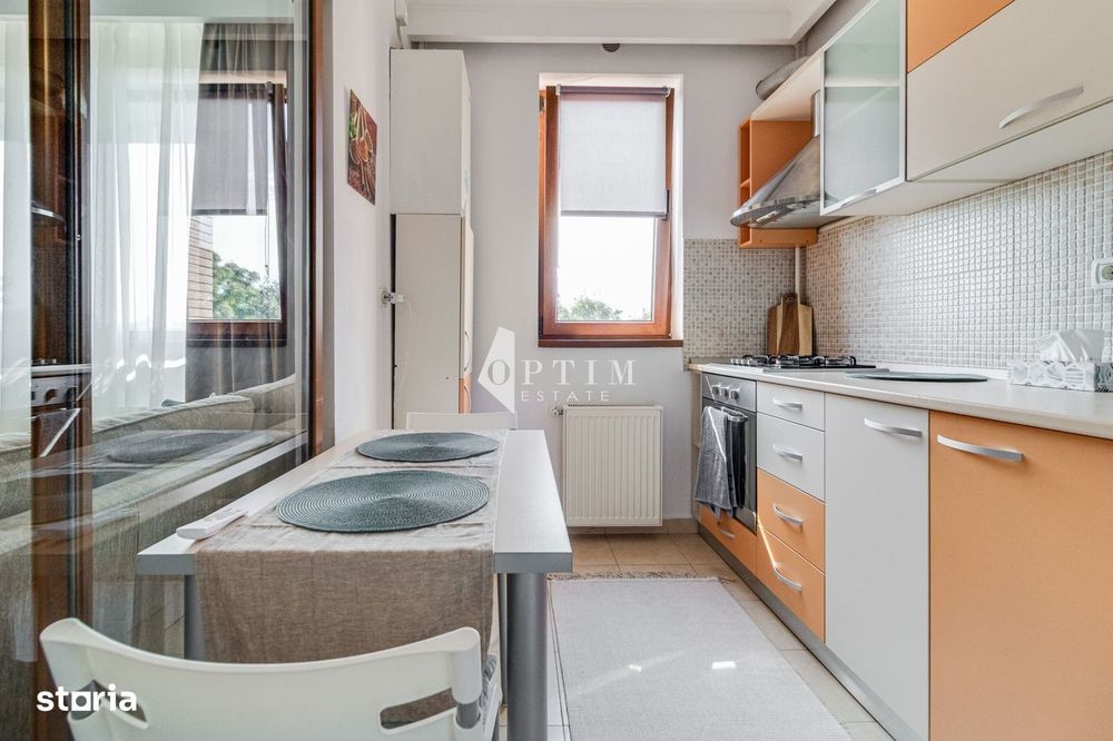 NOU! 2 camere LUMINOS,  50 mp, Bloc 2010, Balcon cu VIEW liber!
