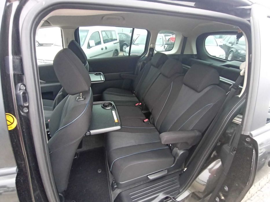 Vând Mazda 5 an 2011, 7 Locuri 1.6 Diesel 116 cp Euro 5