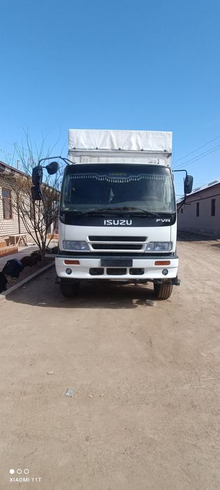 Isuzu 2018 yil 10 tonnalik