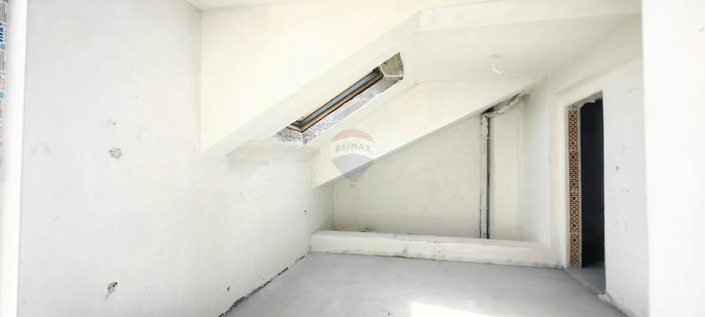 Мезонет за продажба, кв.Погреби