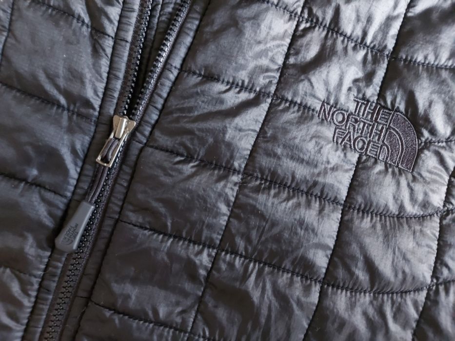 The North face Thermoball M48 като ново мъжко яке, черно лого