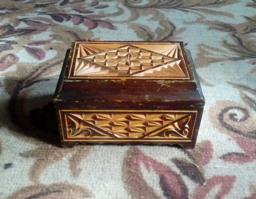 Советская шкатулка.