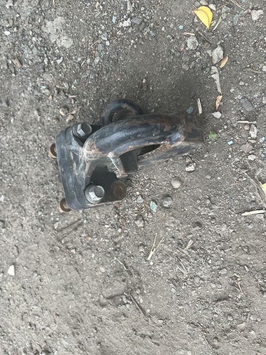 Фаркоп Ланд крузер 200