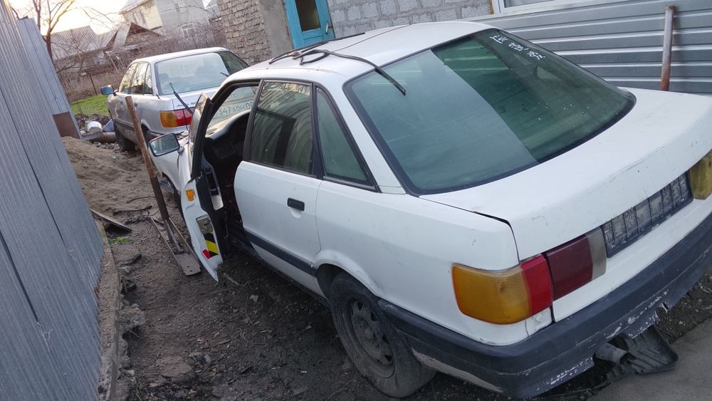 Разбор Ауди 80 б3