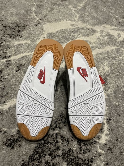 Jordan 4