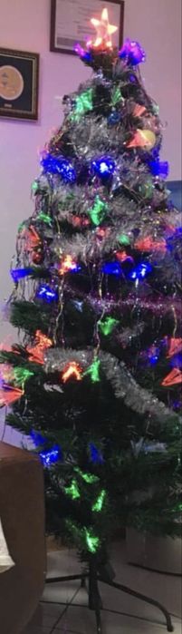 Искуственная елка