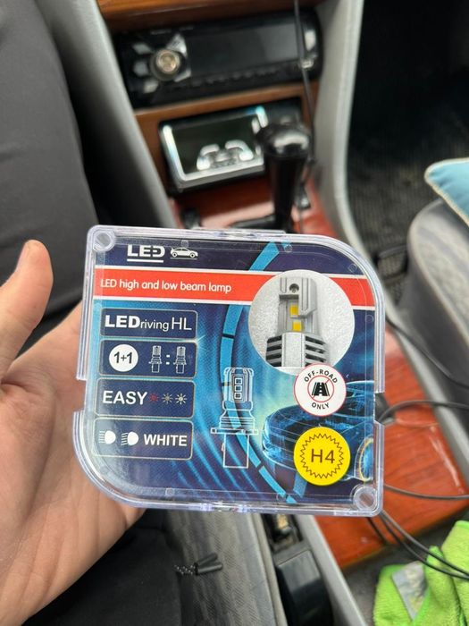 Led лампочки формат H4 4300К