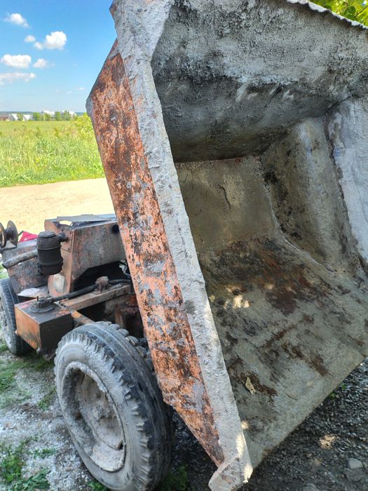 Dumper ausa de vânzare