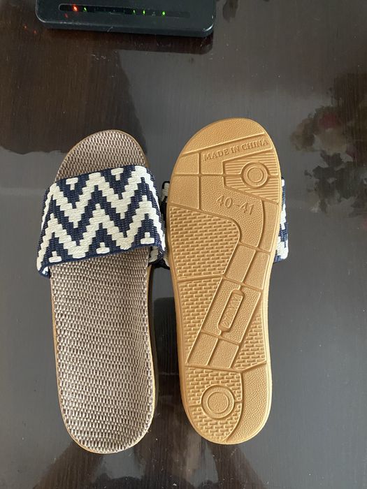 Продам новые тапочки, очень легкие