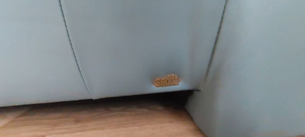 Продавам ъглов кожен диван от естествена кожа