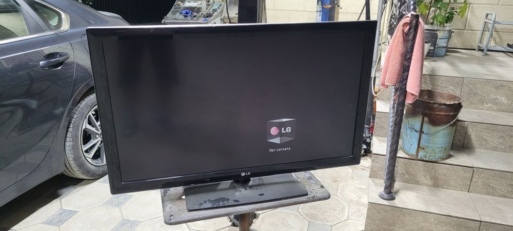 Продам  LG телевизор с доставкой.