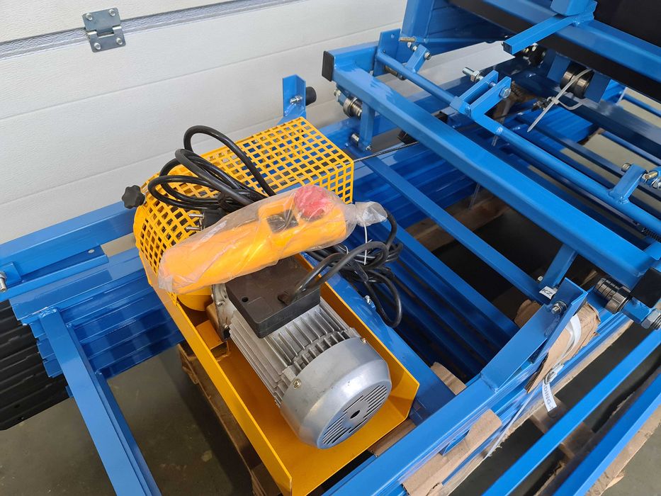 Lift pentru acoperiș lungime 16m cu cărucior de transport