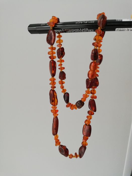 Янтарные бусы лёгкие