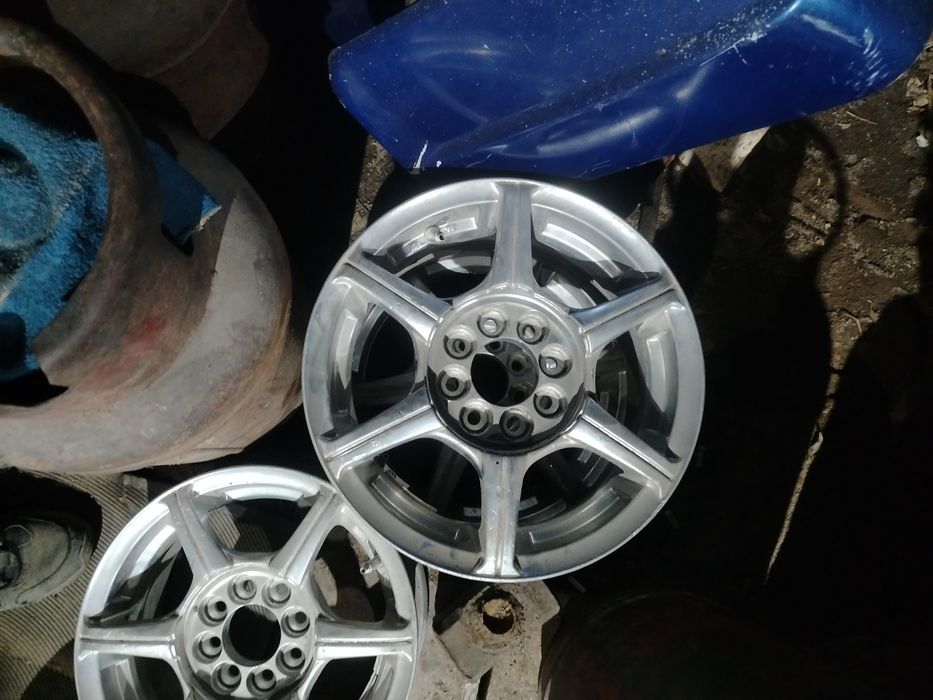 Продам диски на 13 универсальные