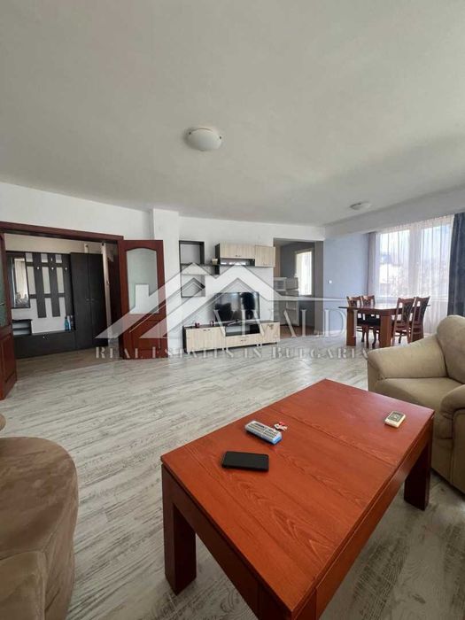 Тристаен апартамент в Гръцка Махала, Варна