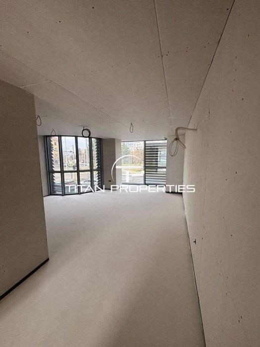 Лична Оферта! Двустаен апартамент с акт 16 в Центъра