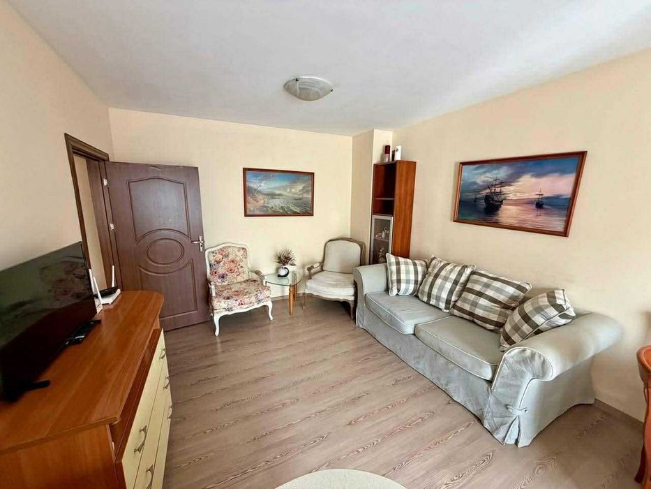 Дава се под наем Двустаен апартамент в Варна, Автогара - 65 кв.м за 400 € - Снимка #1