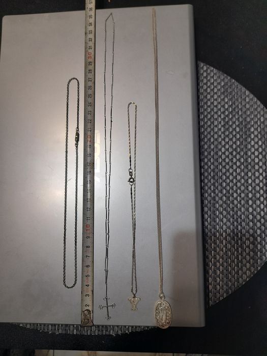 Сребърни колиета и гривна