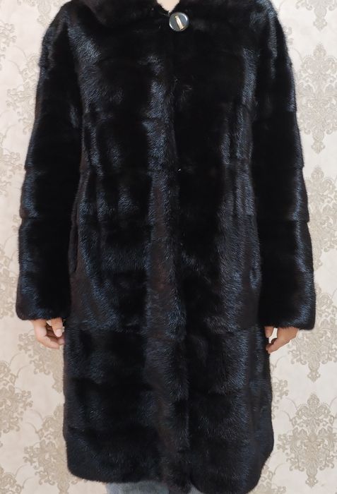 Шуба норковая. .