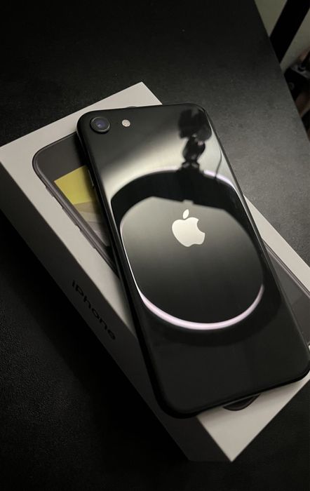 продам Ipone SE2020 64