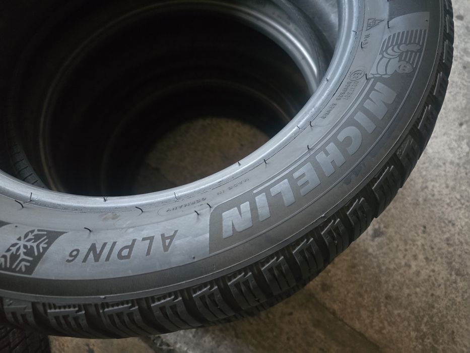 Michelin 215/55 R17 98V MS iarnă