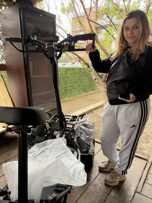 Vand scooter 4 roti