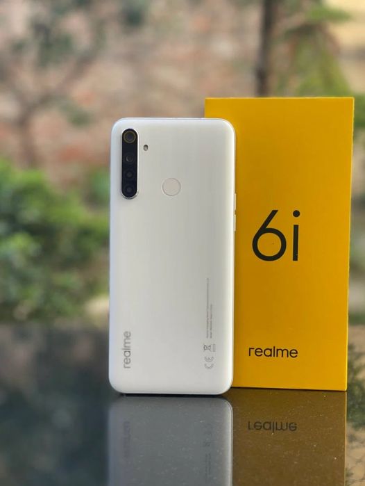 REALME 6i срочно продам