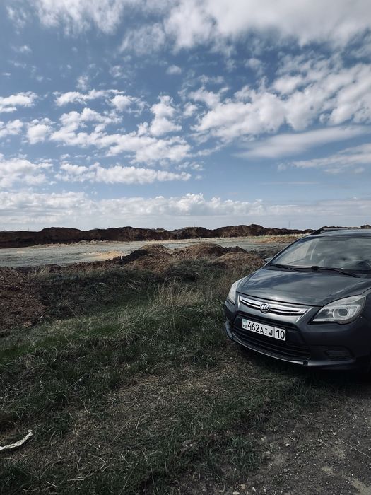 Машина Lifan x50