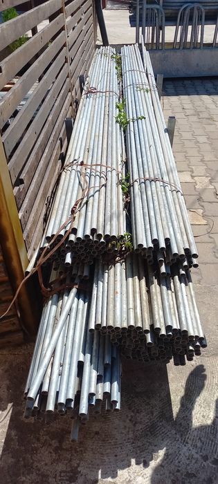 Поцинковани тръби ф 25, 4 метра дължина.