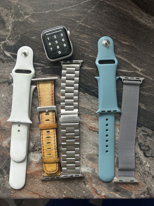 Apple Watch SE silver