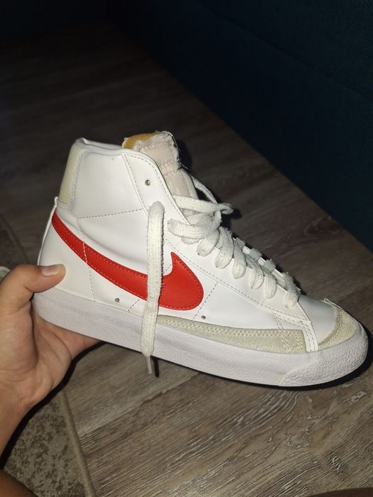 Vând Nike Blazzer