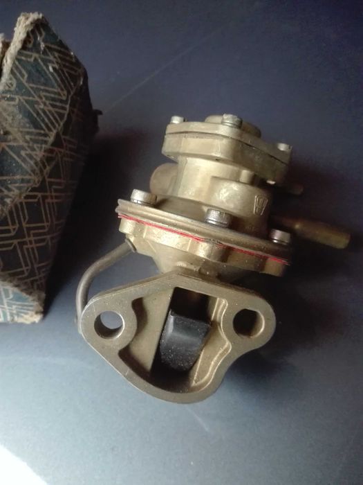 Бензинова помпа Pumpe volswagen  - 021 127