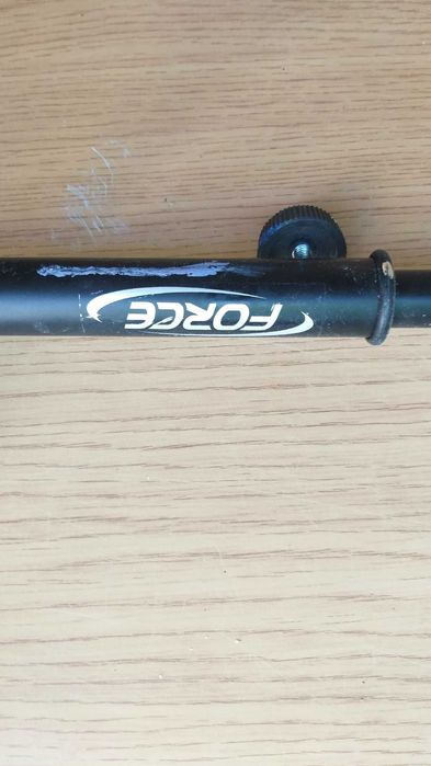 Продам складной штатив для  гитары