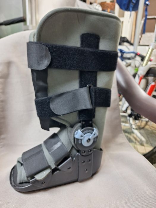 Бутуш шина за крак S номер