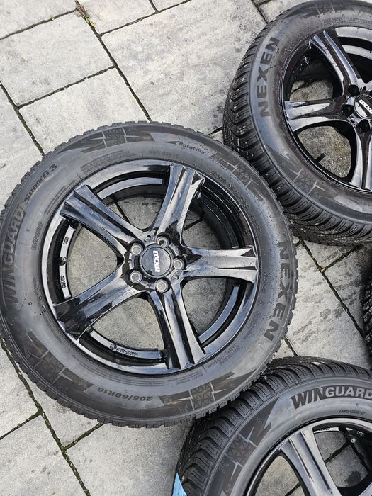Jante OXXO r16  black compatibile Vw T cross