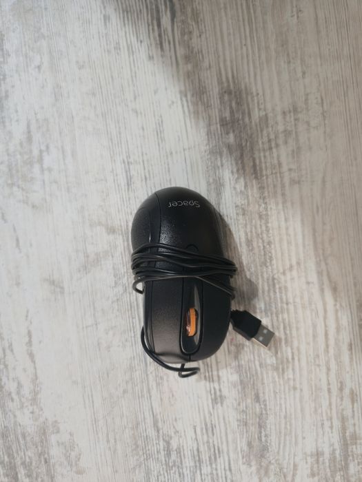 SET Monitor 23.8" IPS Lenovo L24E-20 + Spacer Wired USB Desktop Kit