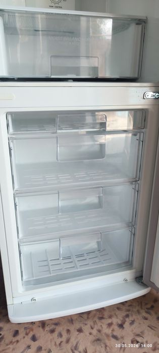 Холодильник LG no frost.