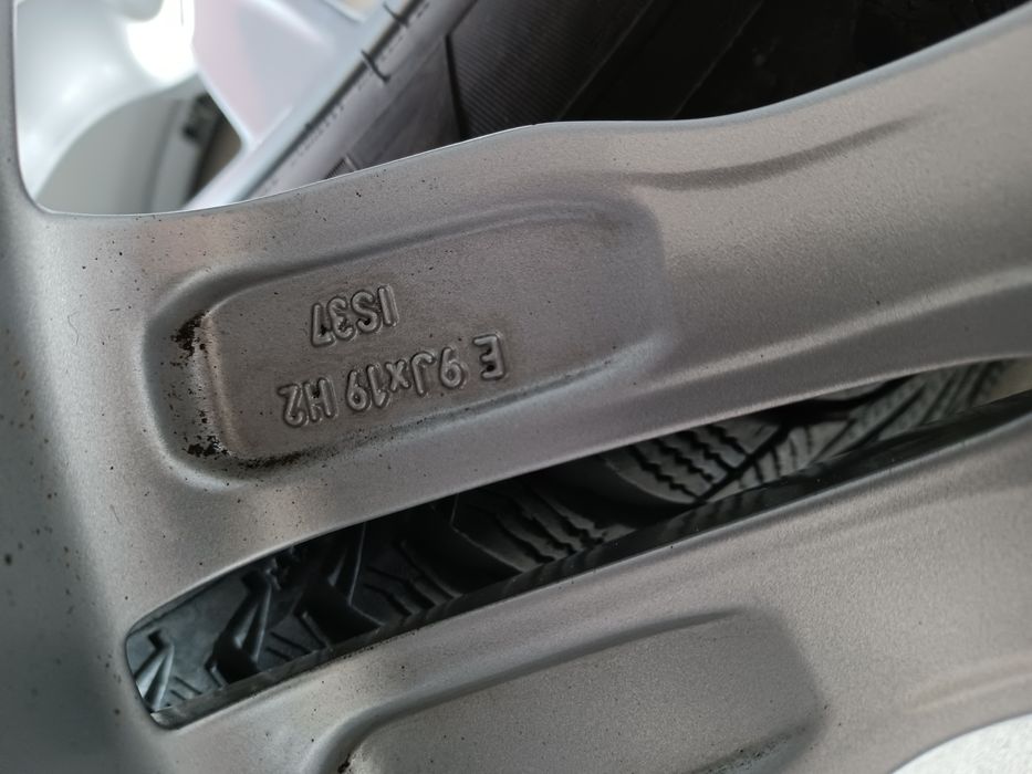 19-BMW X5.X6-F15.F16 Оригинални,зимни гуми 255.50.19