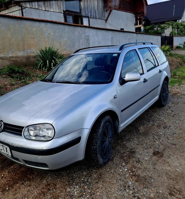 Vand Golf 4 break, 1.4 benzina
