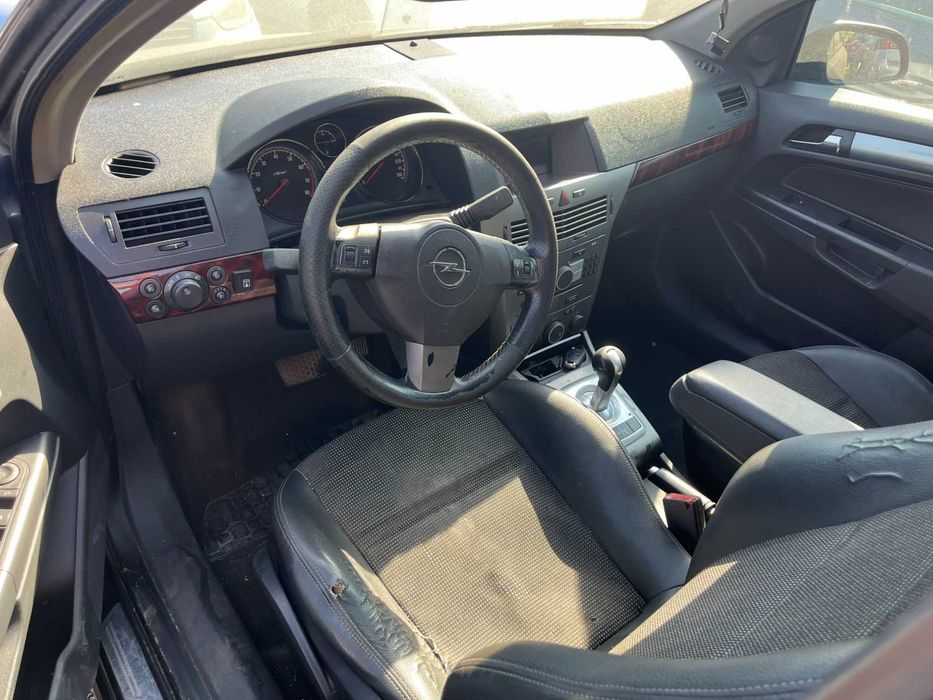 Dezmembrez Opel Astra H 1,4 1,6 benzina cutie automata culoare gri inchis 2005