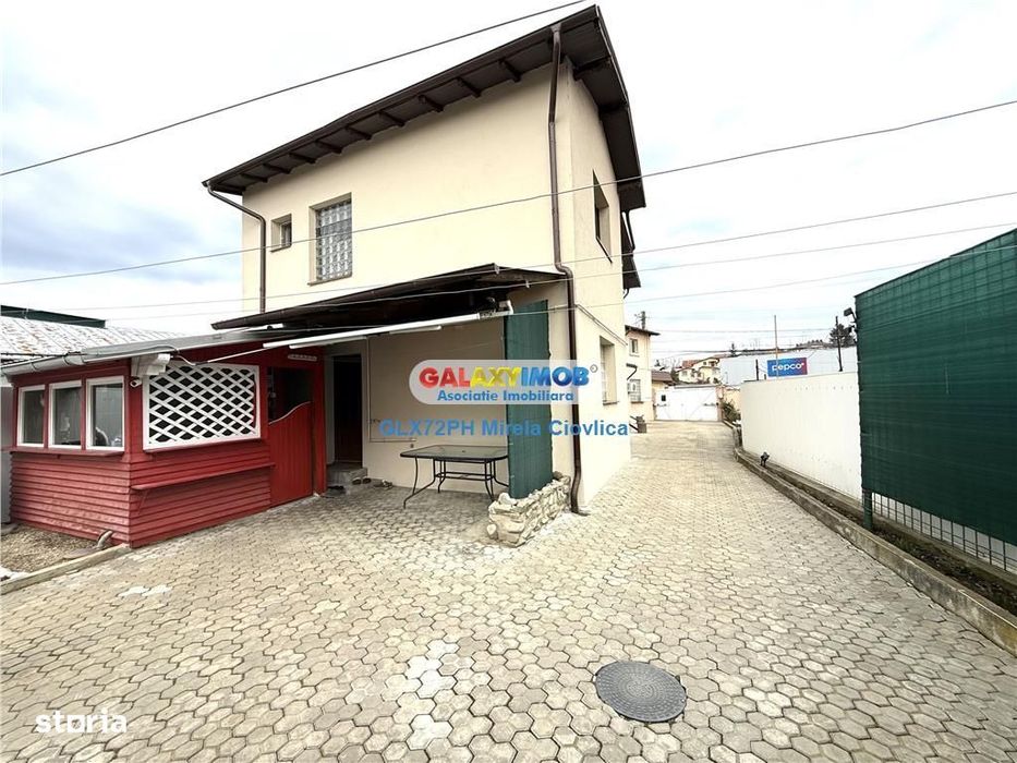 Vanzare Casa\/Vila cu spatiu comercial chiar in Centru