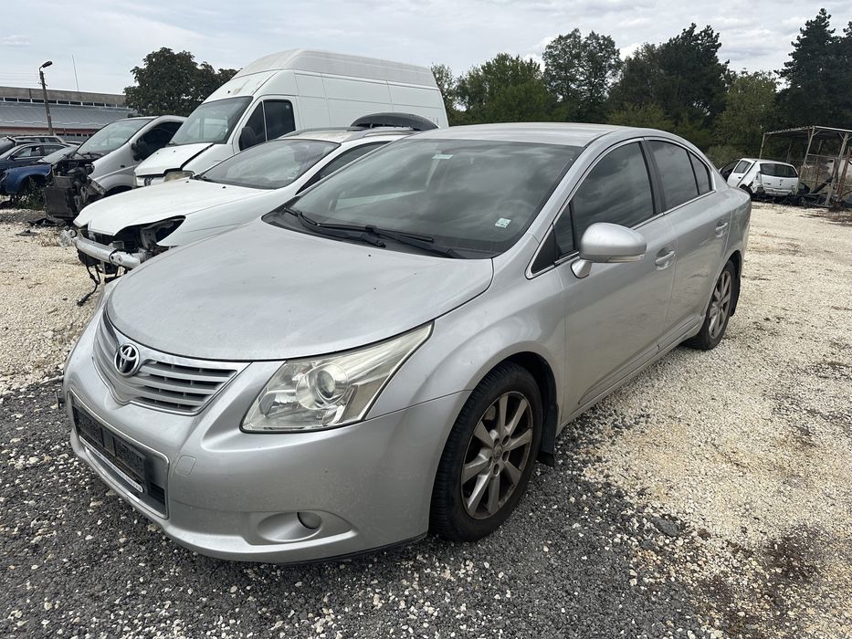 Toyota Avensis D4-D на части