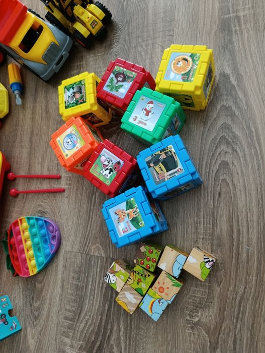 Играчки - Общо 30€