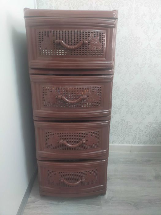 Шкаф из пластика комод