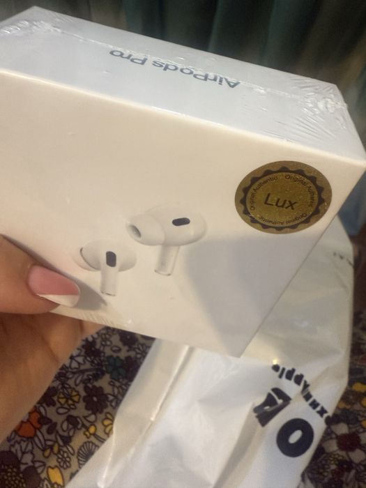 Продам срочно айфон 16про макс