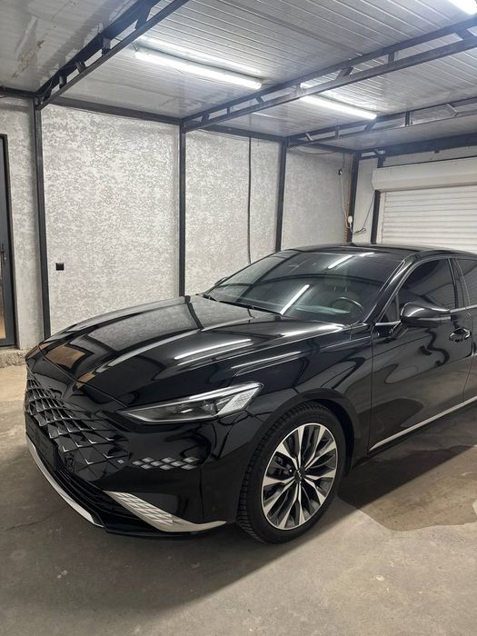 Срочно! Kia K8 3.5 V6 чёрного цвета - от собственника, первые руки!