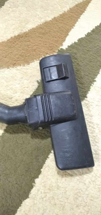 Пылесос LG Kompressor мощностью 2000 Вт