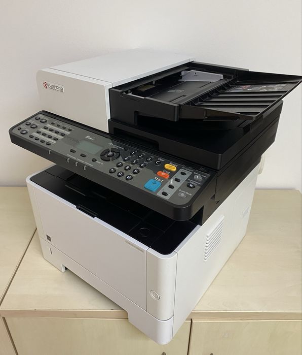 Multifunctionala Kyocera M2540dn
