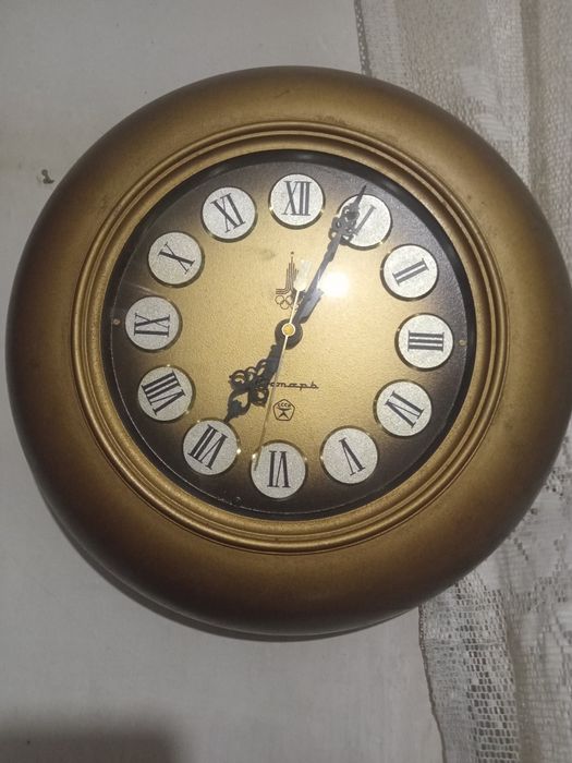 Продам часы, рабочие.