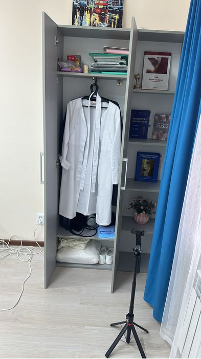 Продам мебель из кабинета